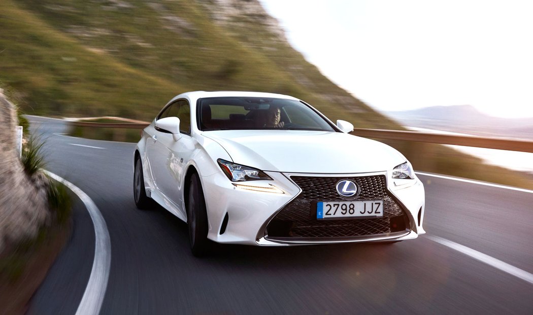 Lexus RC