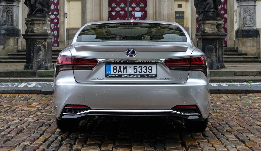 Lexus LS 500h (264 kW) Superior