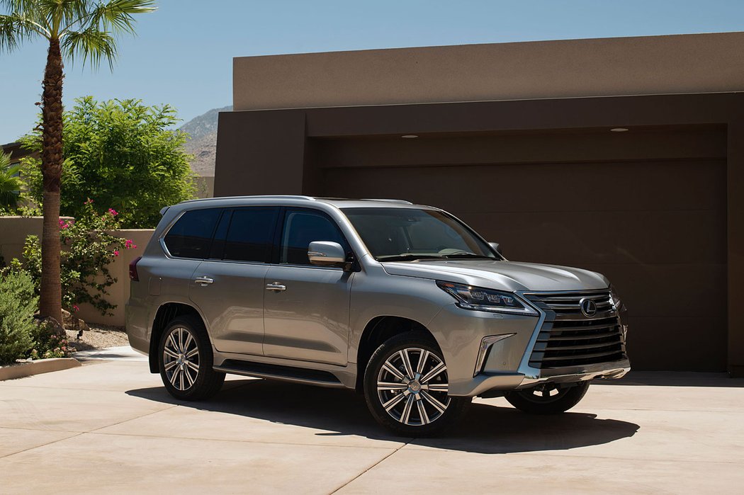 Lexus LX