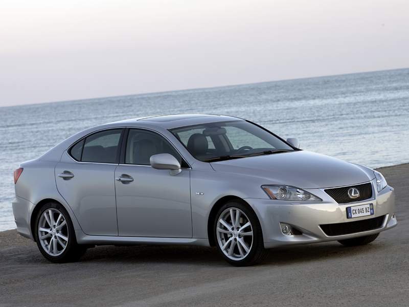 Lexus IS