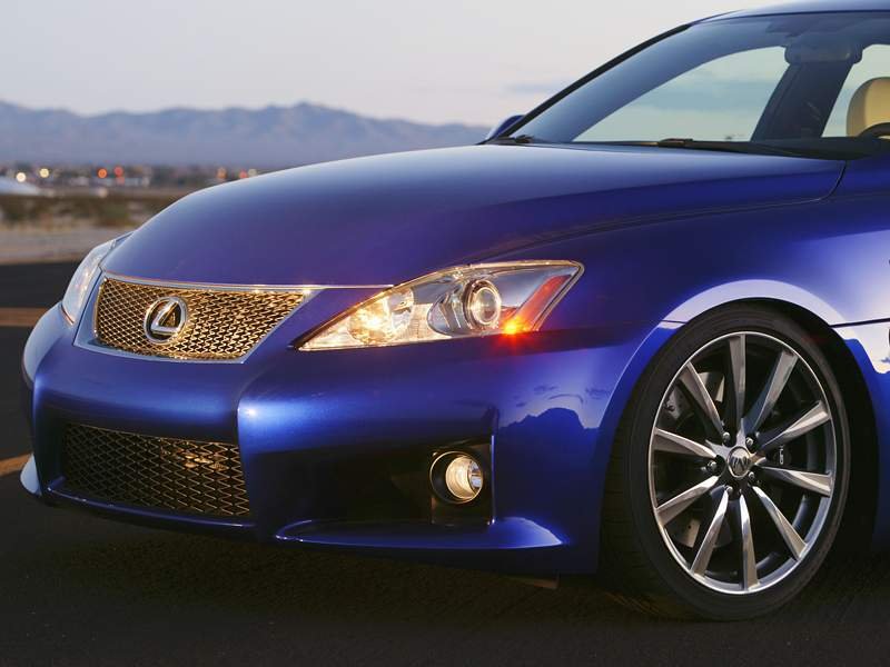 Lexus IS