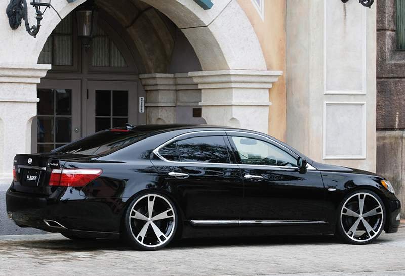 Lexus LS