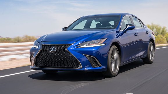 Lexus ES oficiálně: Předokolka nahrazující GS chce provokovat designem