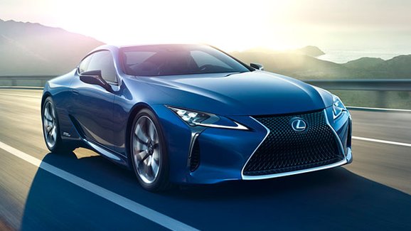 Lexus pro Ženevu chystá hybridní kupé LC 500h