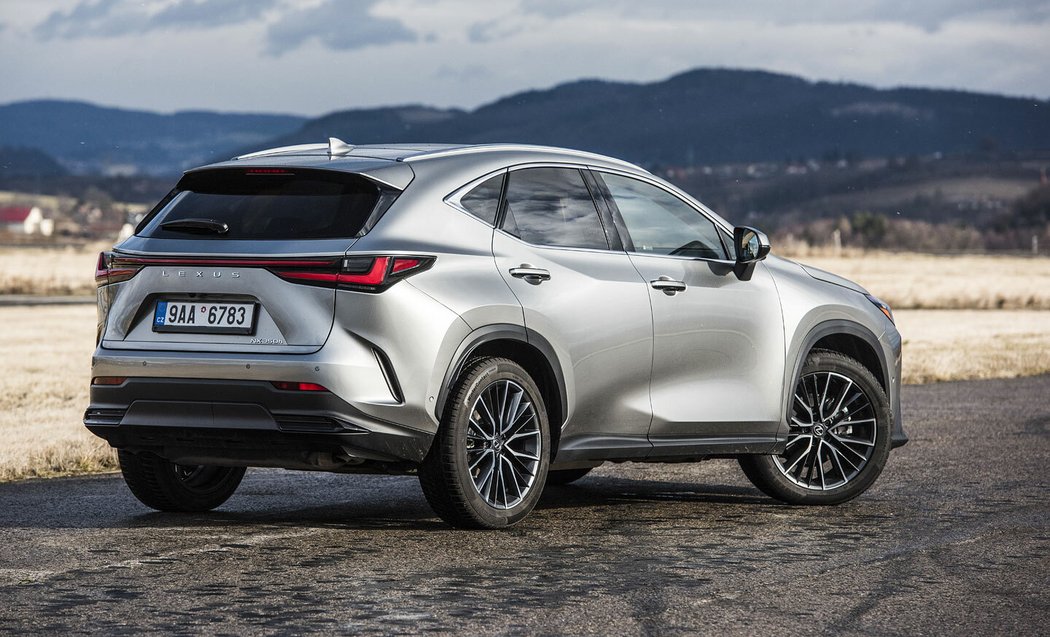 Lexus NX 350h 4x4 E-Four Luxury Top