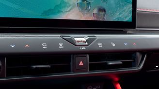 Lexus NX 450h+ F SPORT Lexus NX 450h+ F SPORT