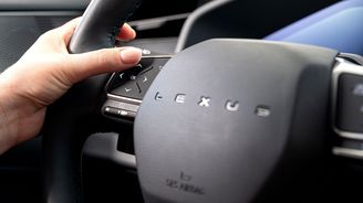 Lexus NX 450h+ F SPORT Lexus NX 450h+ F SPORT