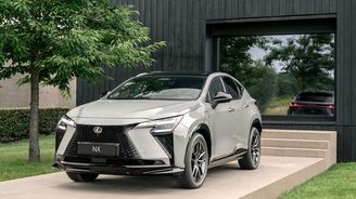 Lexus NX 450h+ F SPORT Lexus NX 450h+ F SPORT