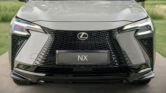 Lexus NX 450h+ F SPORT Lexus NX 450h+ F SPORT