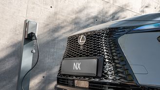 Lexus NX 450h+ F SPORT Lexus NX 450h+ F SPORT