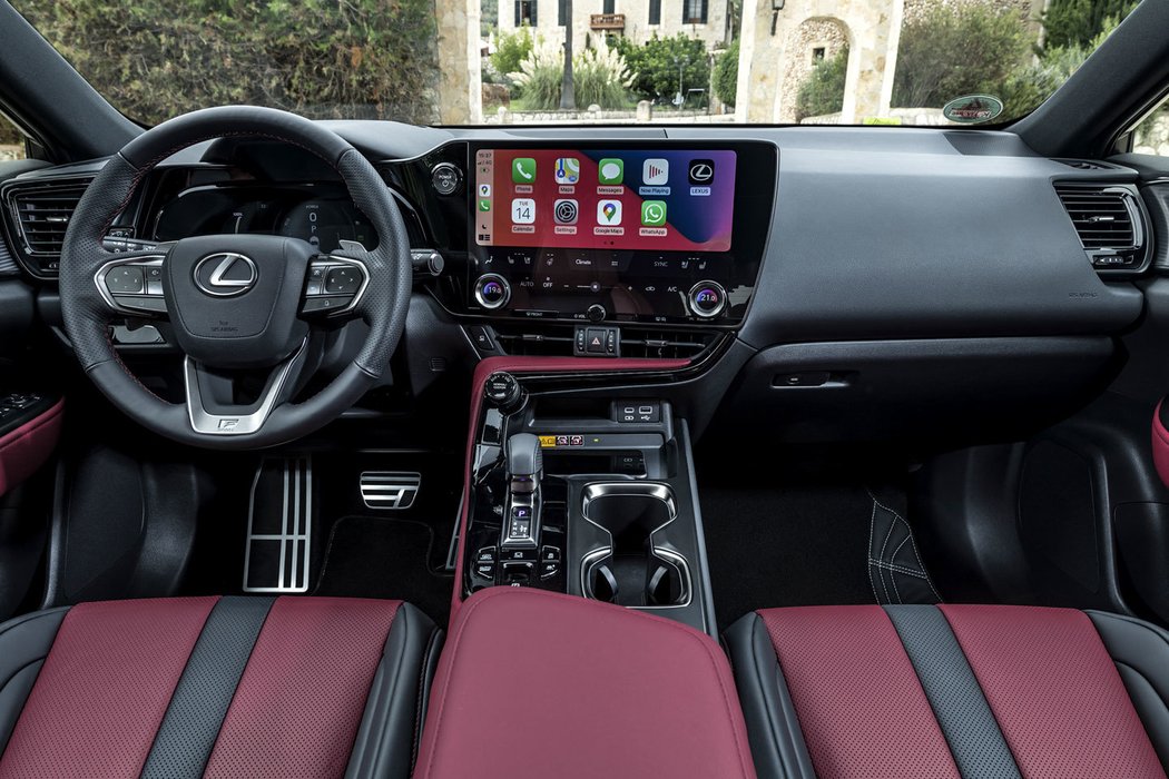 Lexus NX 450h+