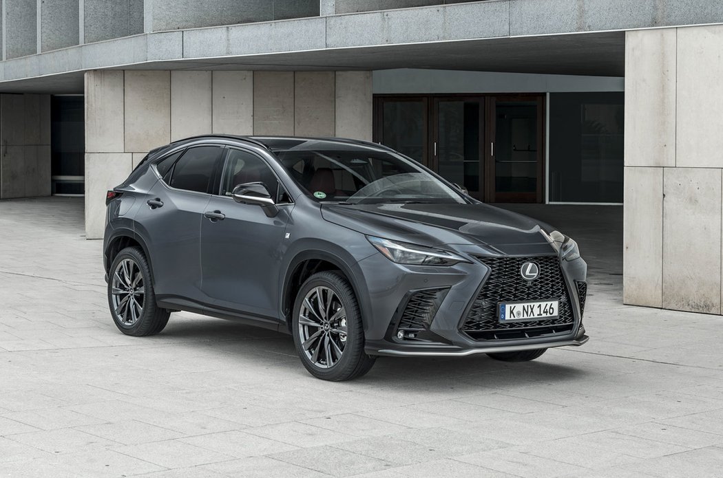 Lexus NX 450h+