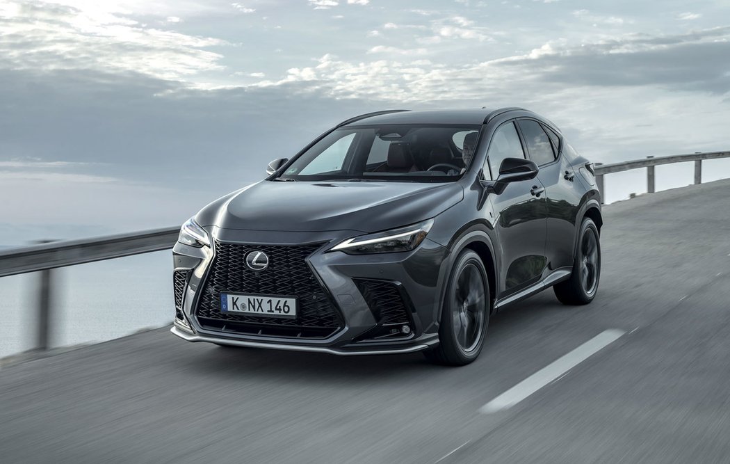 Lexus NX 450h+