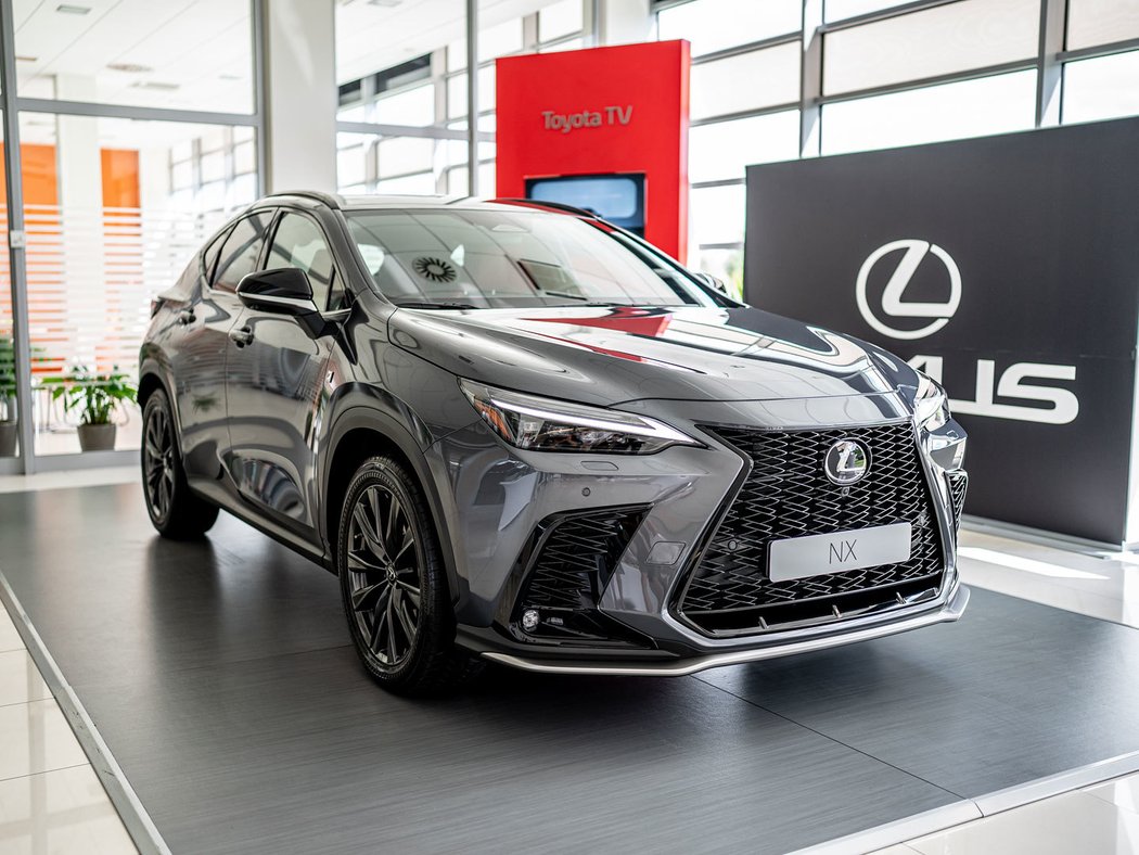 Lexus NX