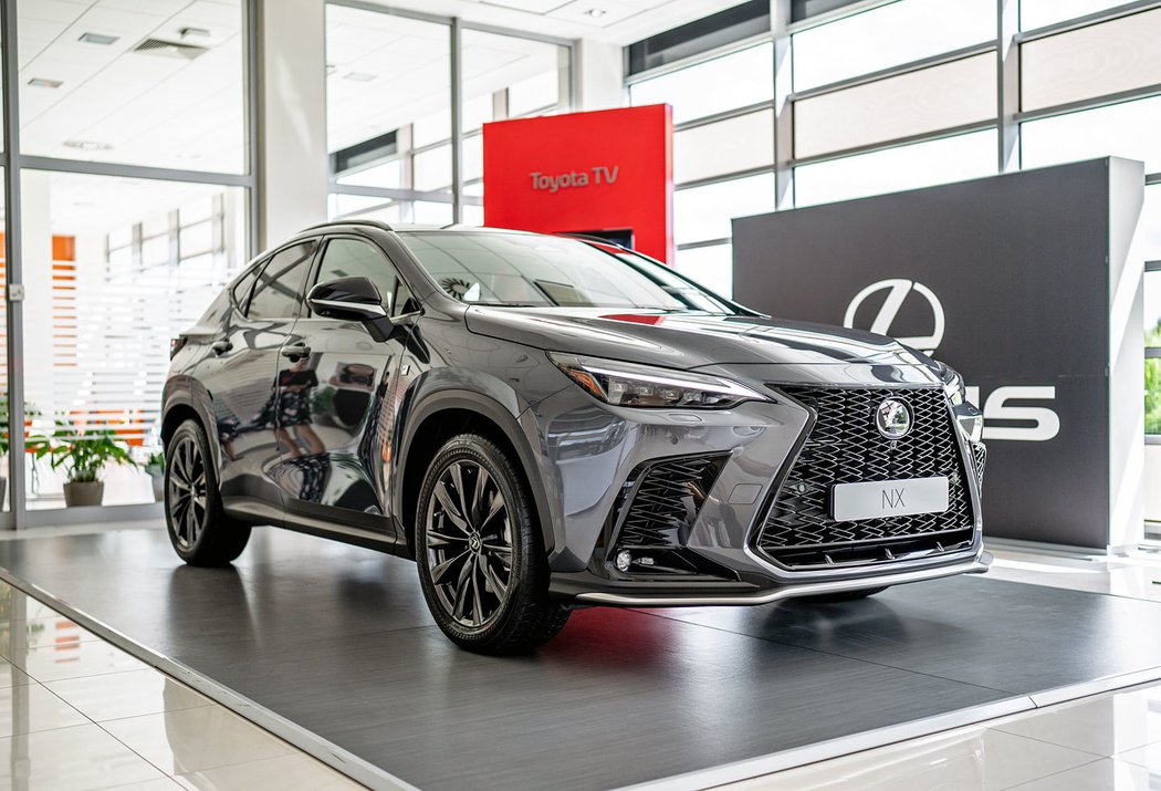 Lexus NX