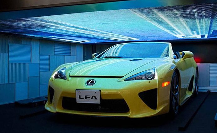 Lexus LFA Roadster jako kus umění, dočkáme se jej i ve skutečnosti? (+video)