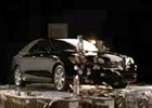 Video: Lexus ES – Dokonale utlumené vibrace motoru