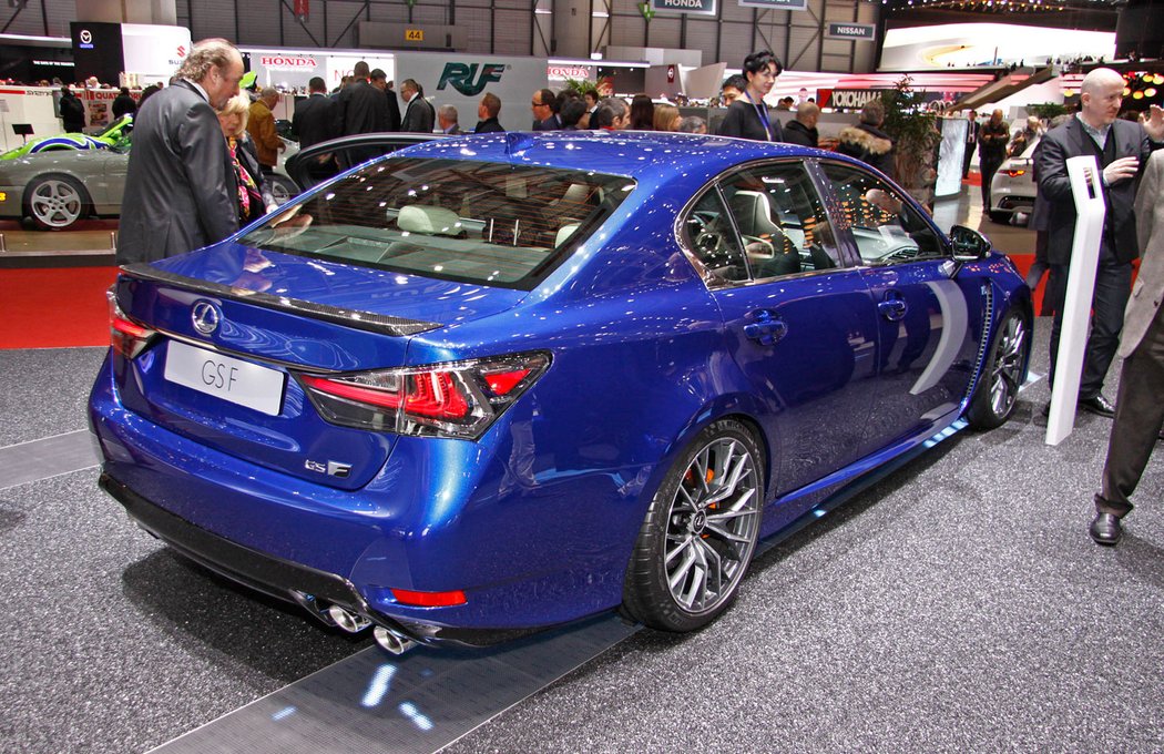 Lexus GS