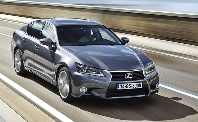 Lexus: Výroba v Číně nepřichází v úvahu. Důvodem je (ne)kvalita