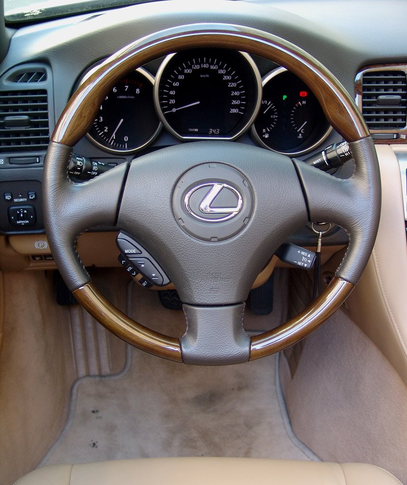 Lexus SC430