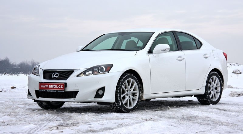 Lexus IS