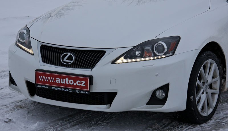 Lexus IS