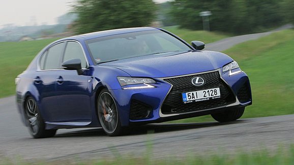 TEST Lexus GS F – Chvalte atmosféru!