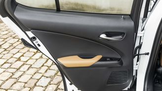 Lexus UX 250h Lexus UX 250h