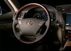 Video: Lexus LS 460 – když, se volant točí sám