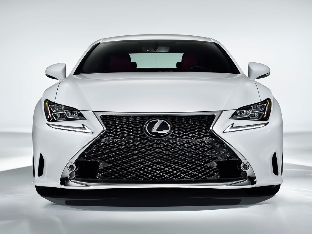 Lexus RC