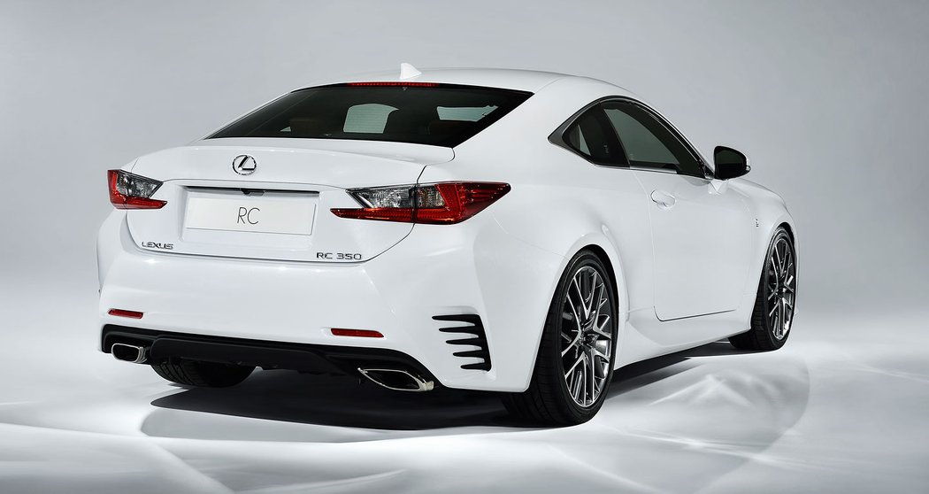 Lexus RC