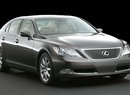 Lexus LS460: dva rozvory a osmistupňový automat!