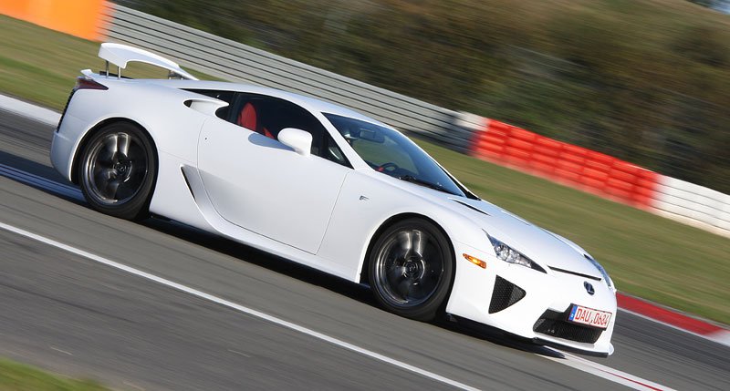 Lexus LFA