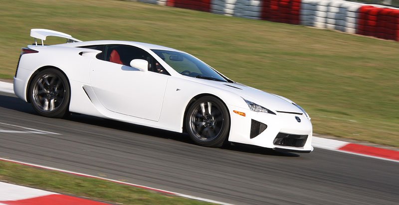 Lexus LFA