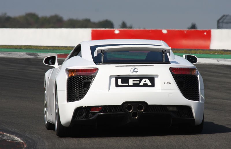 Lexus LFA