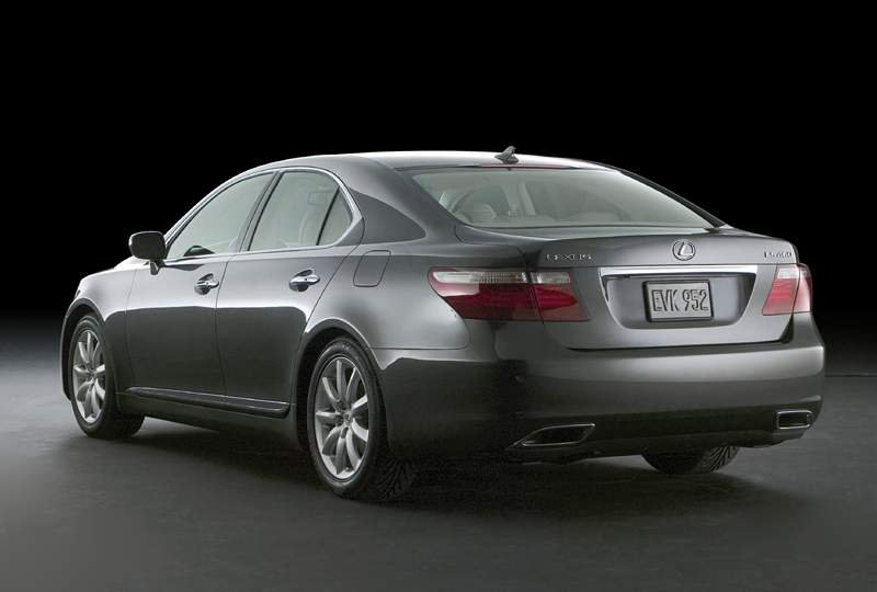 Lexus LS