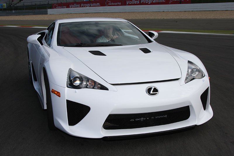 Lexus LFA