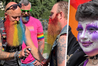 „Vymaže homosexuály.“ Ukrajinská LGBTQ komunita se obává Putinovy výhry, Zelenskyj chce sňatky gayů