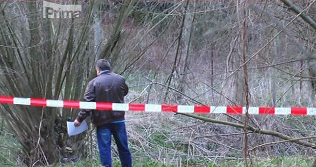 Mrtvého novorozence našli u potoka v obci Lhotka u Přerova.
