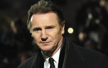 Liam Neeson (68) se synem: Opět prožijí smrt milované ženy 