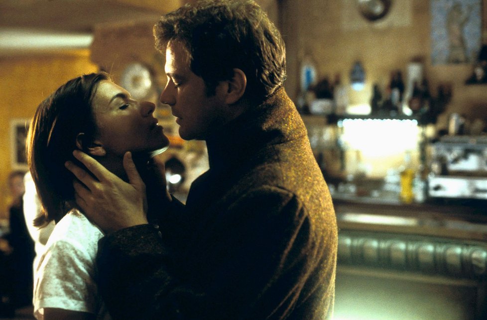 Láska nebeská, Colin Firth a Lúcia Moniz