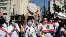 Na výročí výbuchu Libanonci demonstrují proti neschopné vládě.
