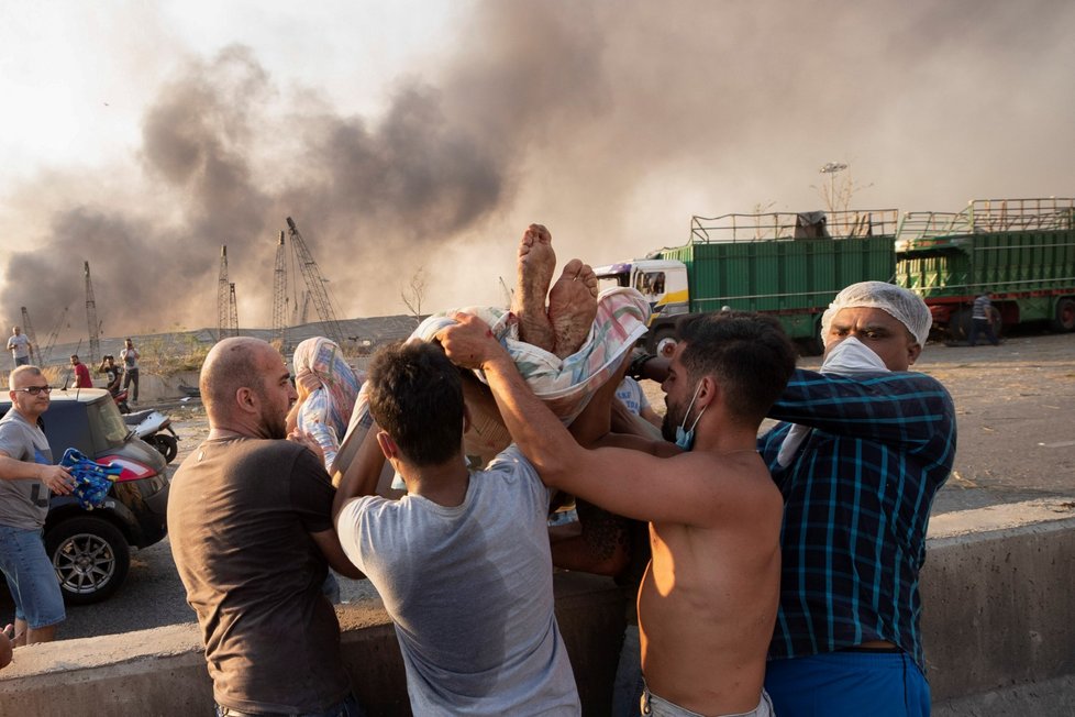 Masivní exploze v metropoli Libanonu Bejrútu. (4.8.2020)