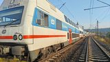 Smrt na kolejích mezi Prahou a Benešovem: Provoz vlaků je omezený