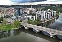 Osud Libeňského mostu: Oprava začne letos stavbou lávky, vyjde na více než dvě miliardy