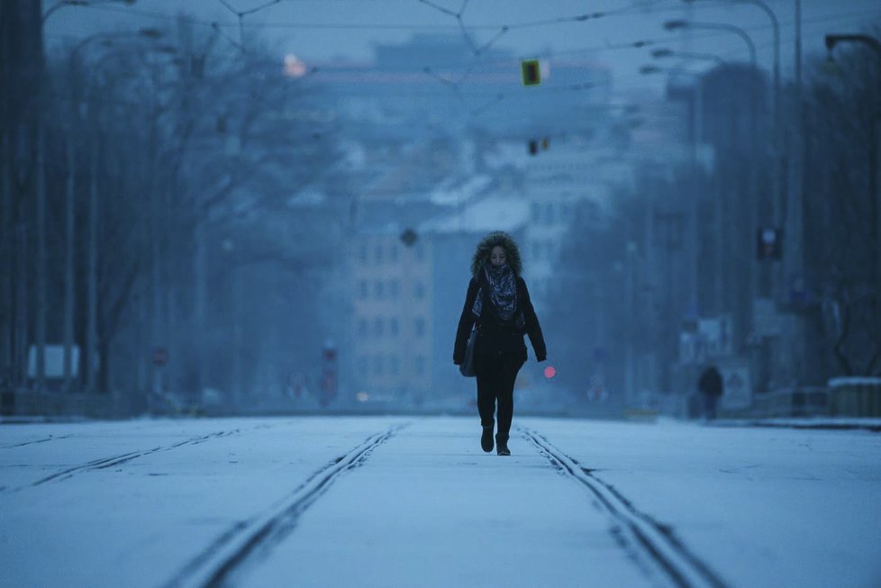 Takto to na uzavřeném Libeňském mostě vypadalo v neděli 21. ledna 2018