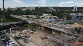 Libeňský most čeká restart. TSK kvůli ÚOHS zastaví práce a připraví nový projekt Libeňský most čeká restart. TSK kvůli ÚOHS zastaví práce a připraví nový projekt