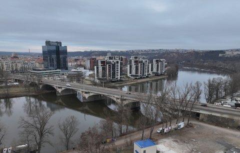 Jak šel čas s Libeňákem: Prvorepubliková rarita, která dnes komplikuje cestování po Praze