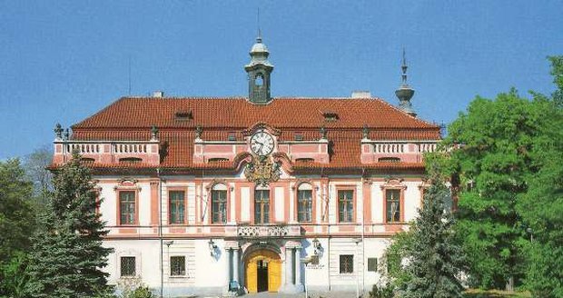 Na Libeňském zámku sídlí radnice Prahy 8.(ilustrační foto)
