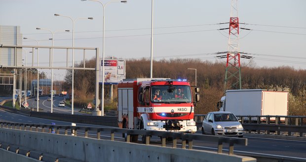 Jablonné v Podještědí: Po hromadné nehodě tři lidé v nemocnici - ilustrační foto